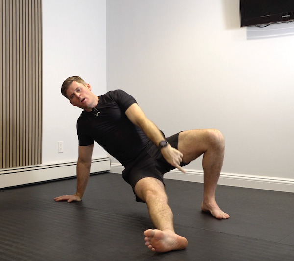3 BJJ-Inspired Core Exercises For Better Grappling Movement